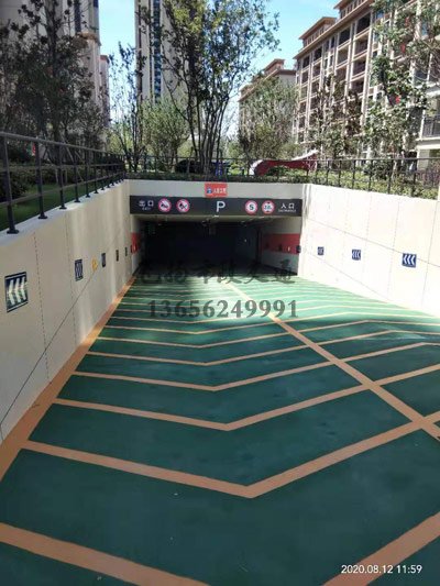 西安停車(chē)場(chǎng)車(chē)位劃線(xiàn)多少錢(qián)一個(gè)，西安停車(chē)場(chǎng)劃線(xiàn)施工的價(jià)格？