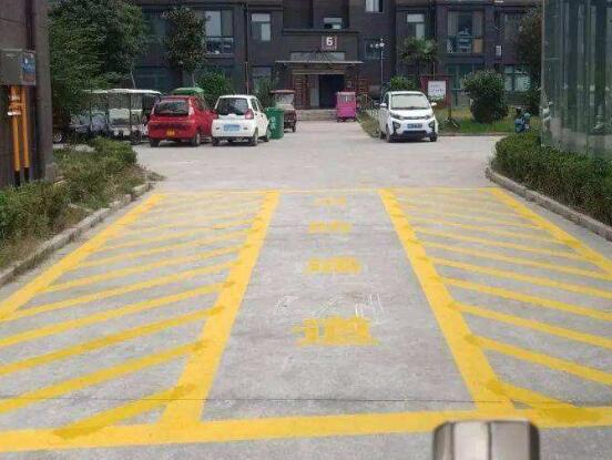 消防通道地上劃線要求多少米，消防通道地上劃線要求多寬？