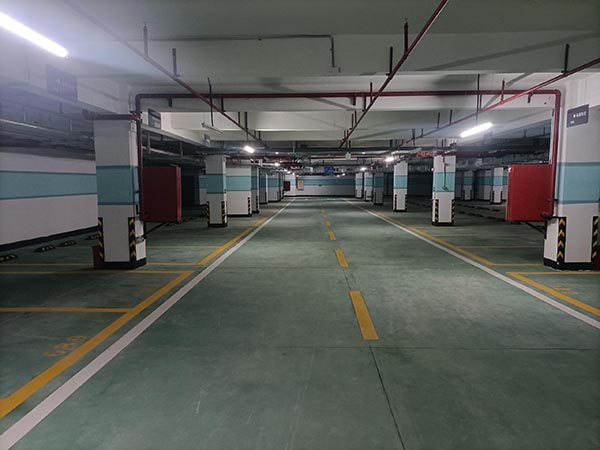 蘇州飛揚(yáng)市政交通設(shè)施有限公司車位劃線項(xiàng)目案例順利交付。