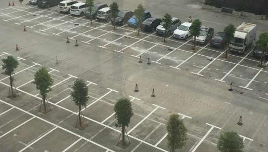 環氧酯底漆結皮怎么辦？蘇州車位劃線解決辦法一 一為您揭秘！