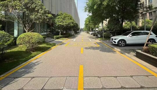 找飛揚(yáng)市政，專(zhuān)業(yè)蘇州車(chē)位劃線(xiàn)服務(wù)