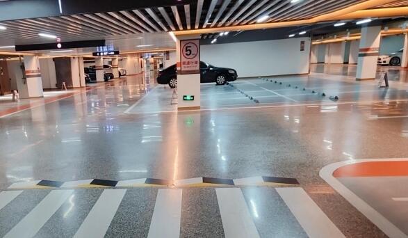 蘇州車位劃線解讀，五十萬平方車庫劃線，產(chǎn)值幾何？