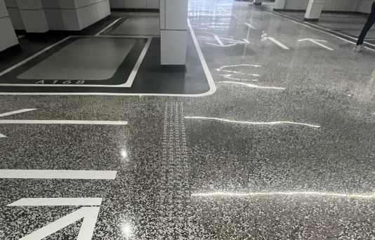 蘇州劃停車位線多少錢一米？13年施工經驗 