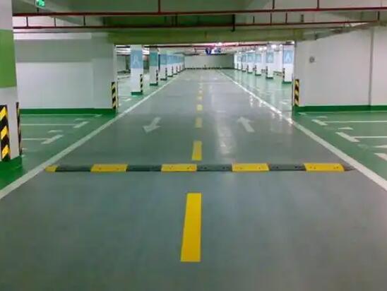 專業停車位劃線，解鎖高效停車與安全管理的關鍵密碼